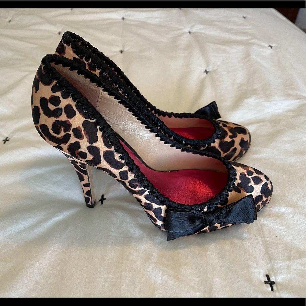 Betsey Johnson Satin Leopard Pumps